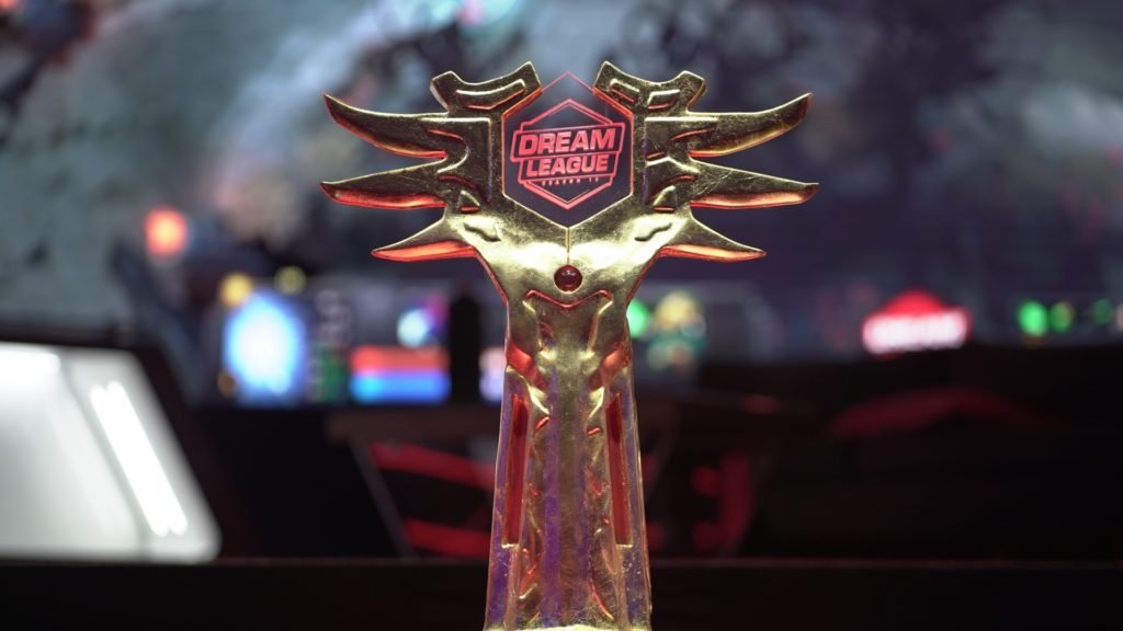 Кубок турнира DreamLeague Season 13: The Leipzig Major
